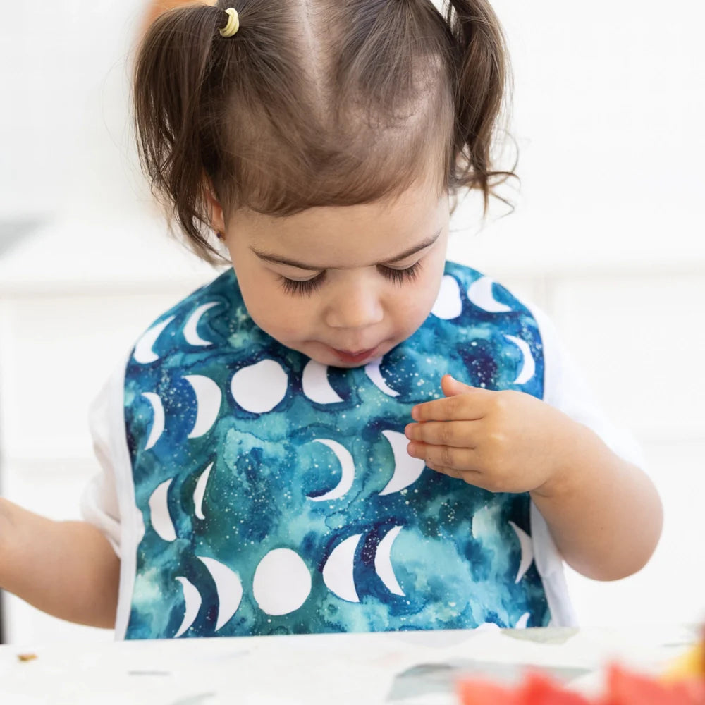 Baby feeding bib